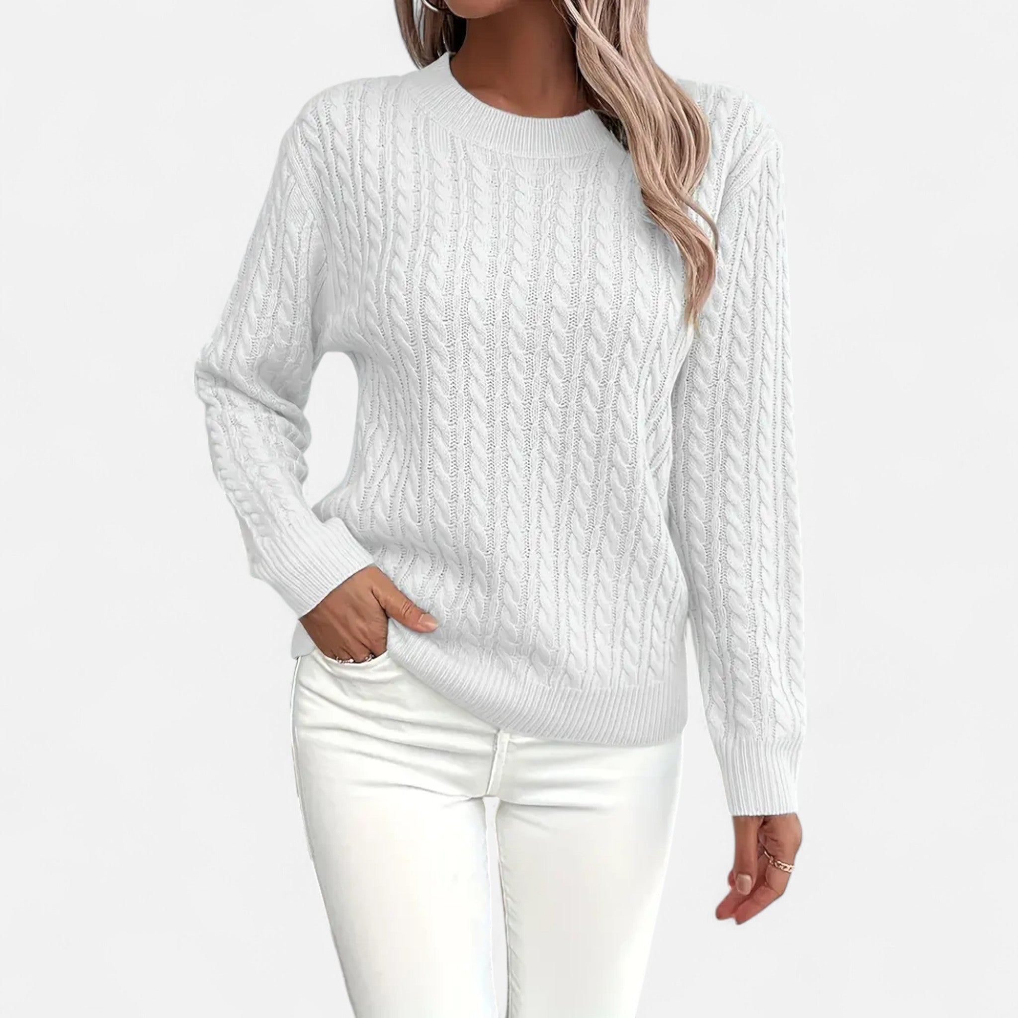 Velclairemode | Women's Round Neck Sweater with a Loose Fit and Elegant Fit