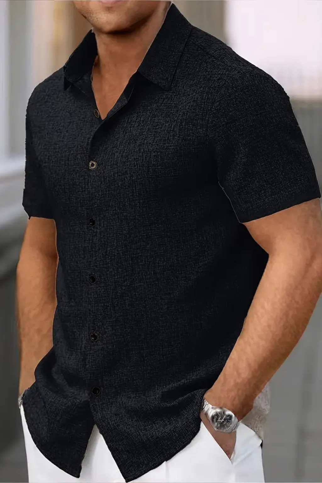 Camisa Casual de Manga Curta para Homem com Textura Sutil e Gola Pontuda