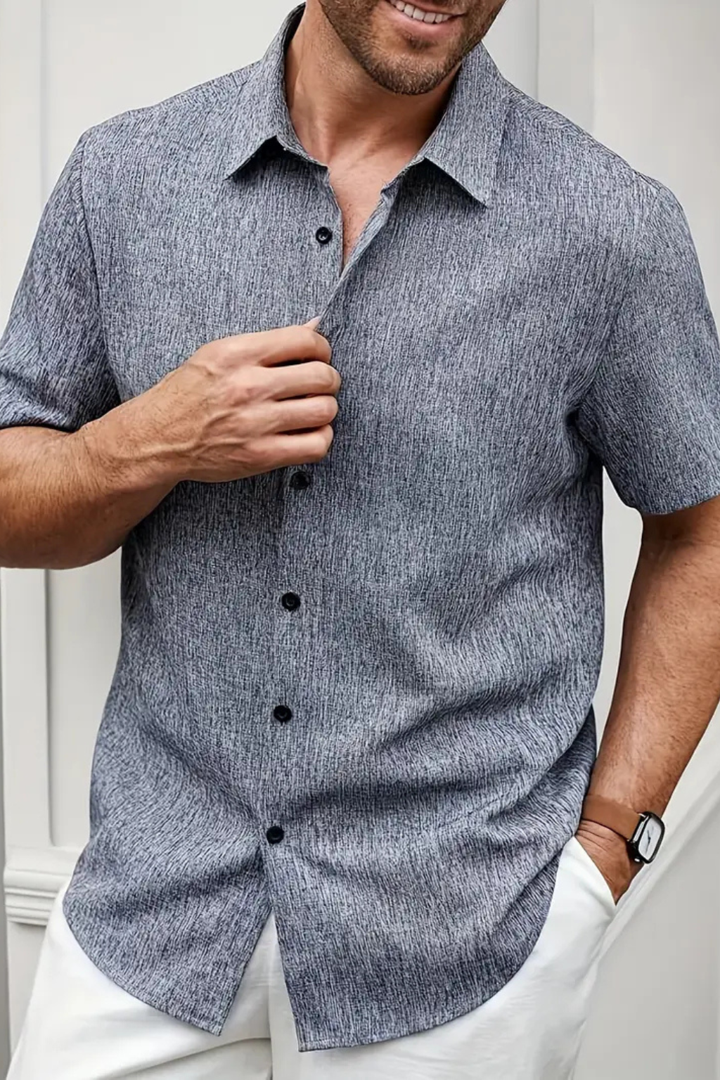Camisa Casual de Manga Curta para Homem com Textura Sutil e Gola Pontuda