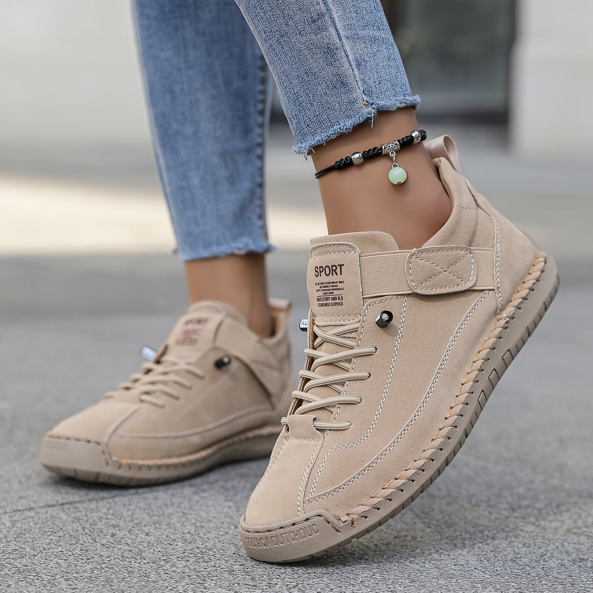 Women's Everyday Sneakers Clean Design Lightweight Sole All-Day Comfort Modern Style
