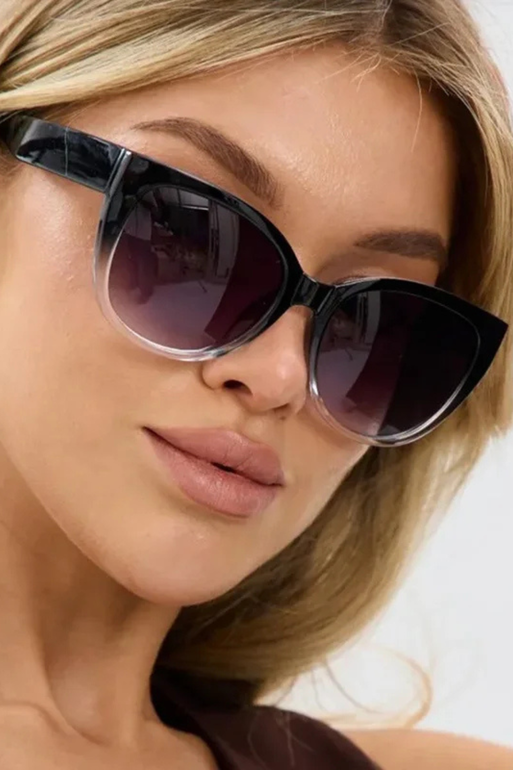 Óculos de sol oversized estilo vintage com armação degradê