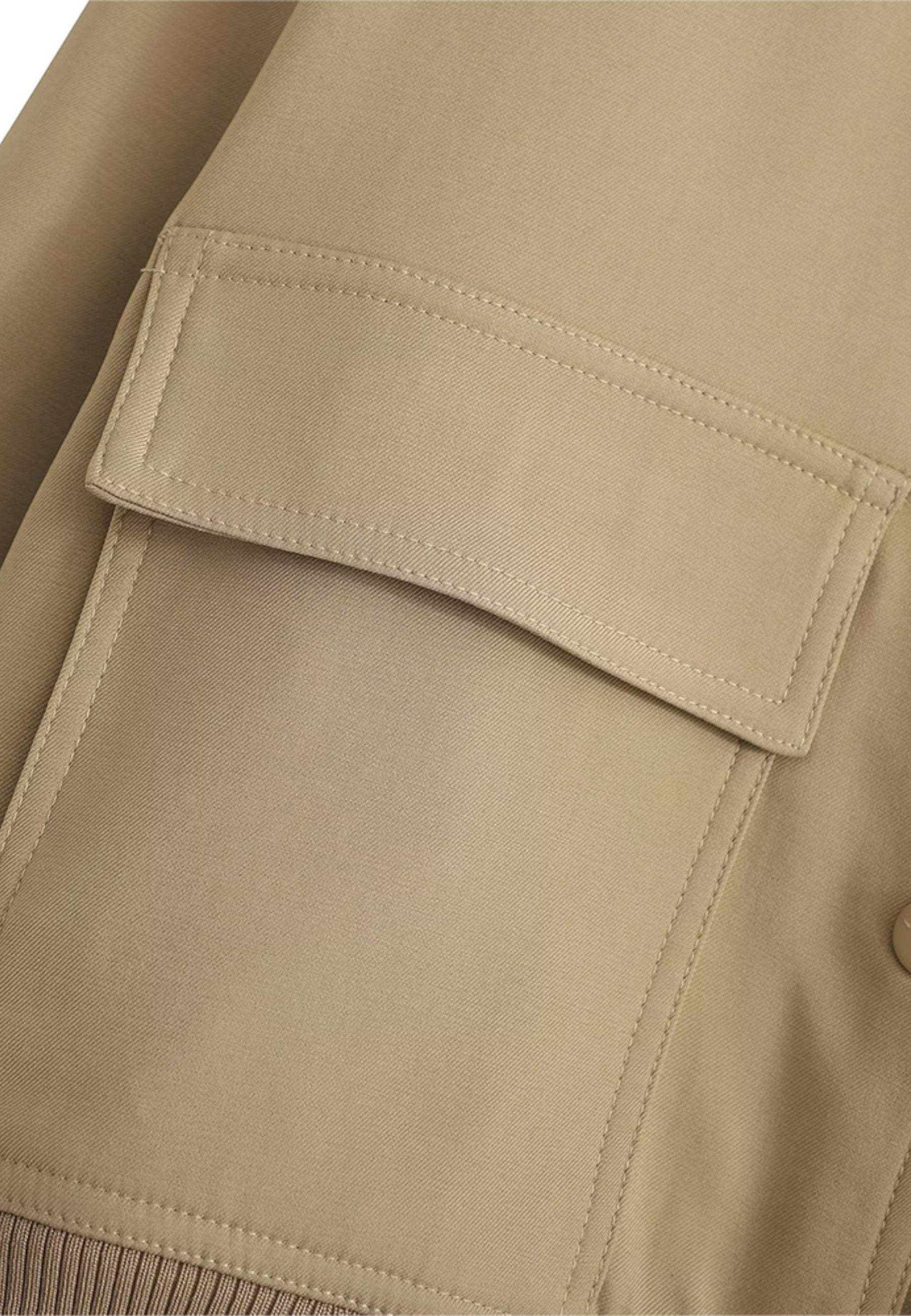 Blouson Bomber Court à Encolure en V et Fermeture à Boutonnage Simple pour Femme