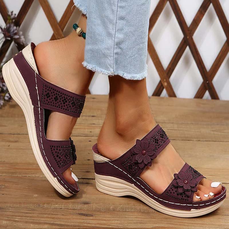 Sandali con zeppa da donna zoccoli retrò in similpelle floreale