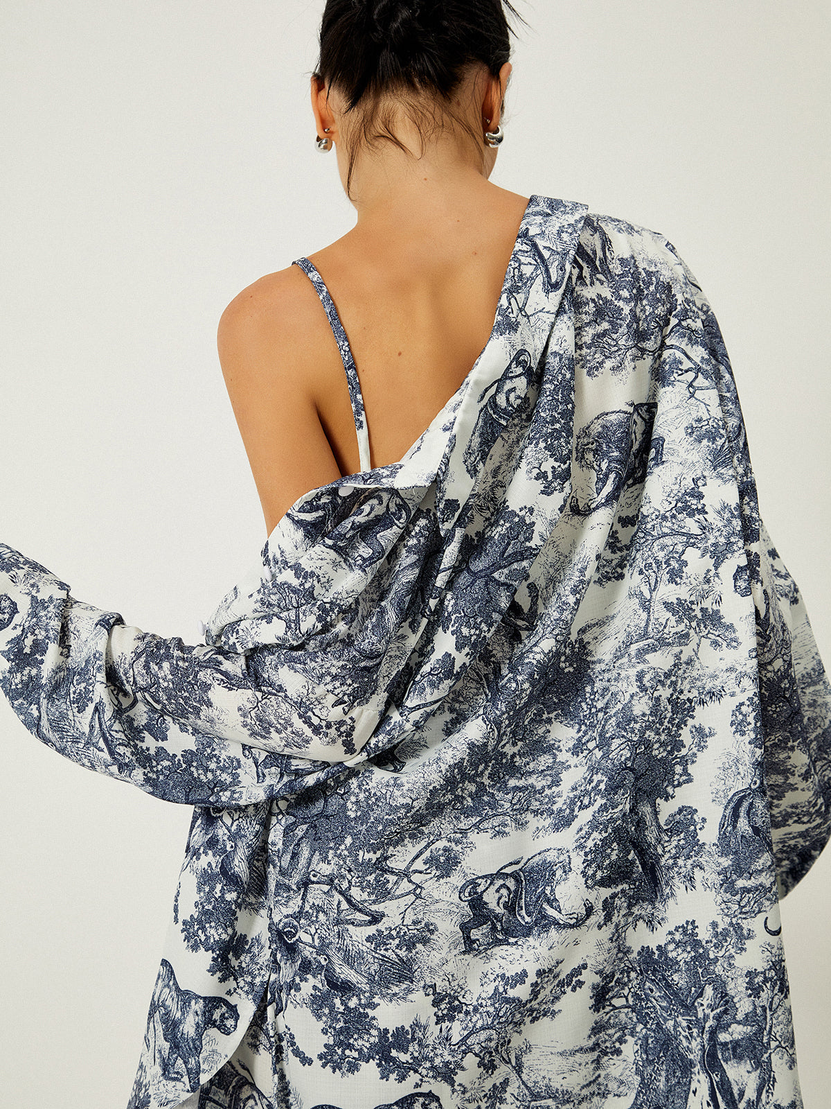 Ensemble 3 pièces imprimé pour femme avec chemise à manches longues et short