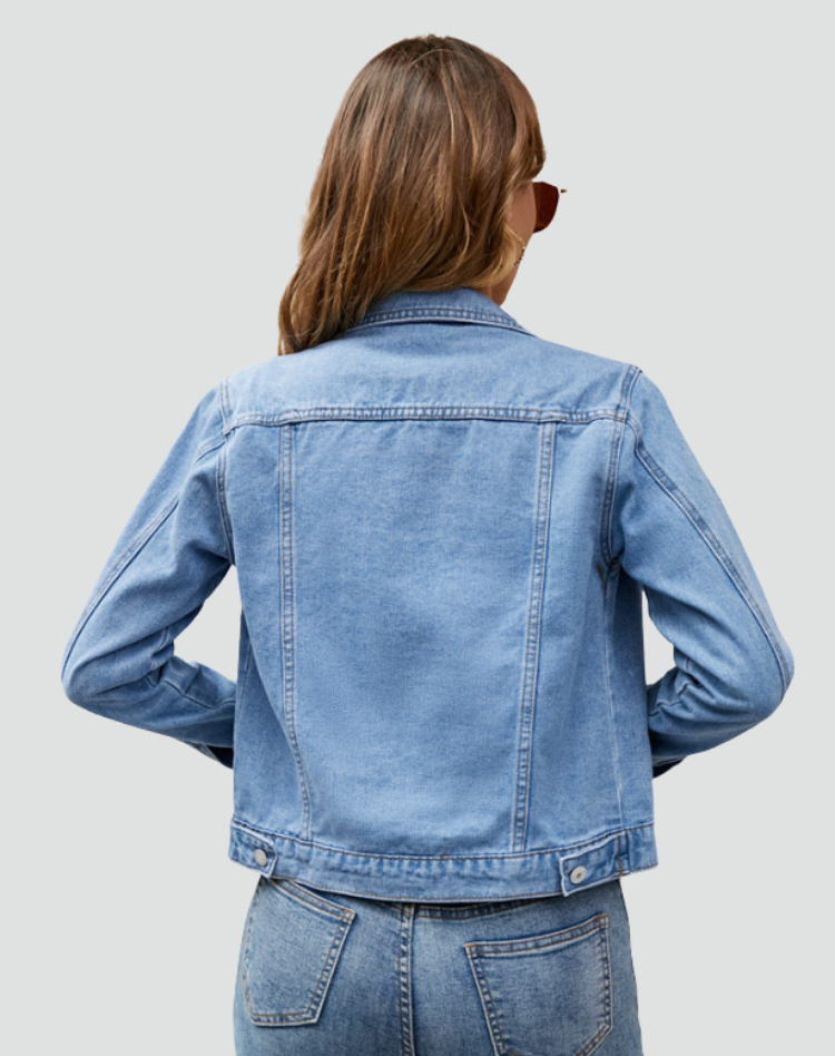 Women's Everyday Denim Jacket Fitted Cut Classic Collar Button Closure Pockets