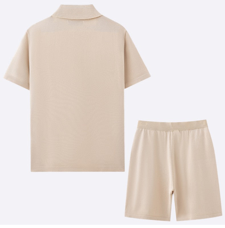 Herretøj i to dele i strik — geometrisk mønster — sommeroutfit