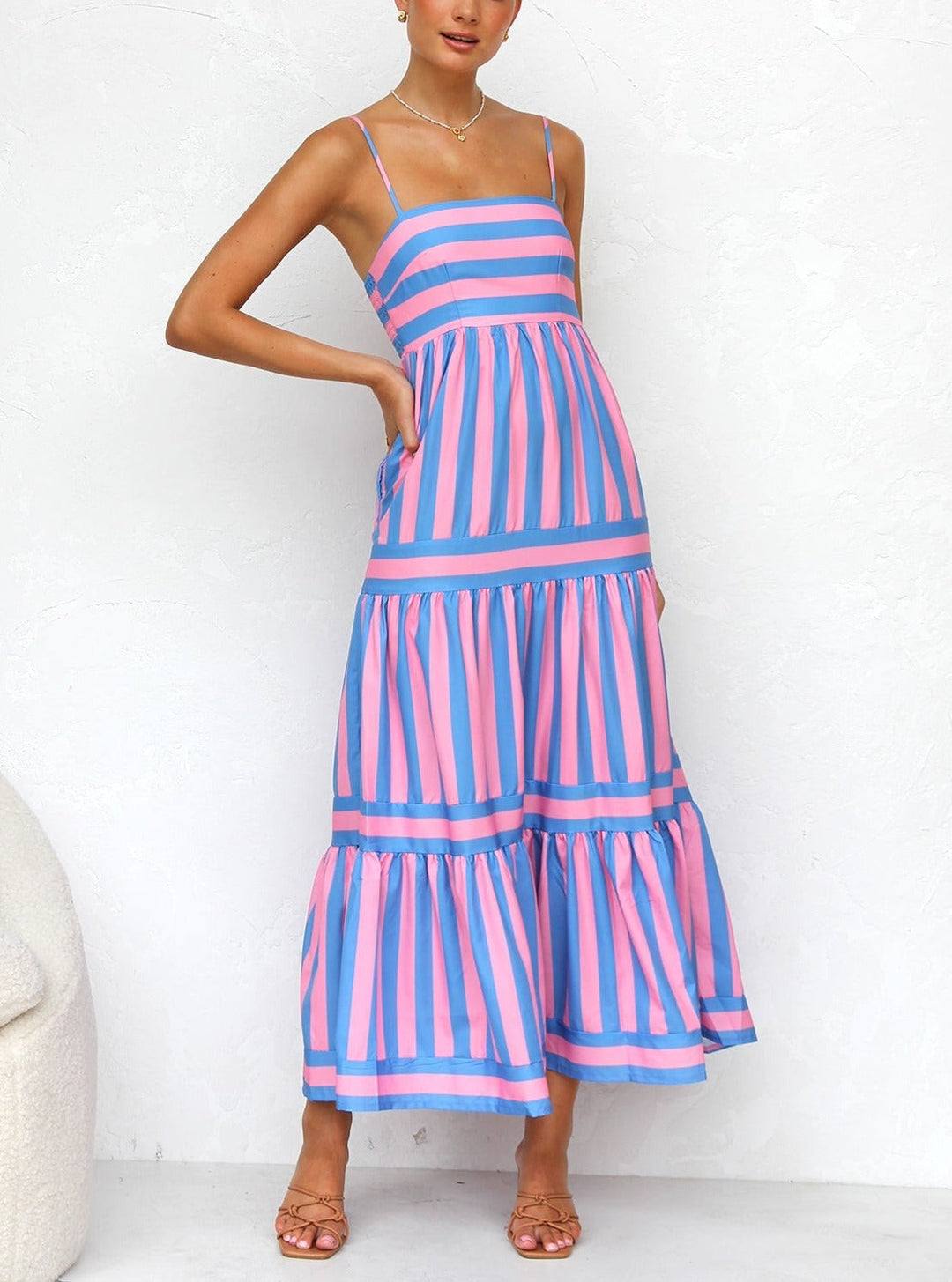 Robe longue à fines bretelles
