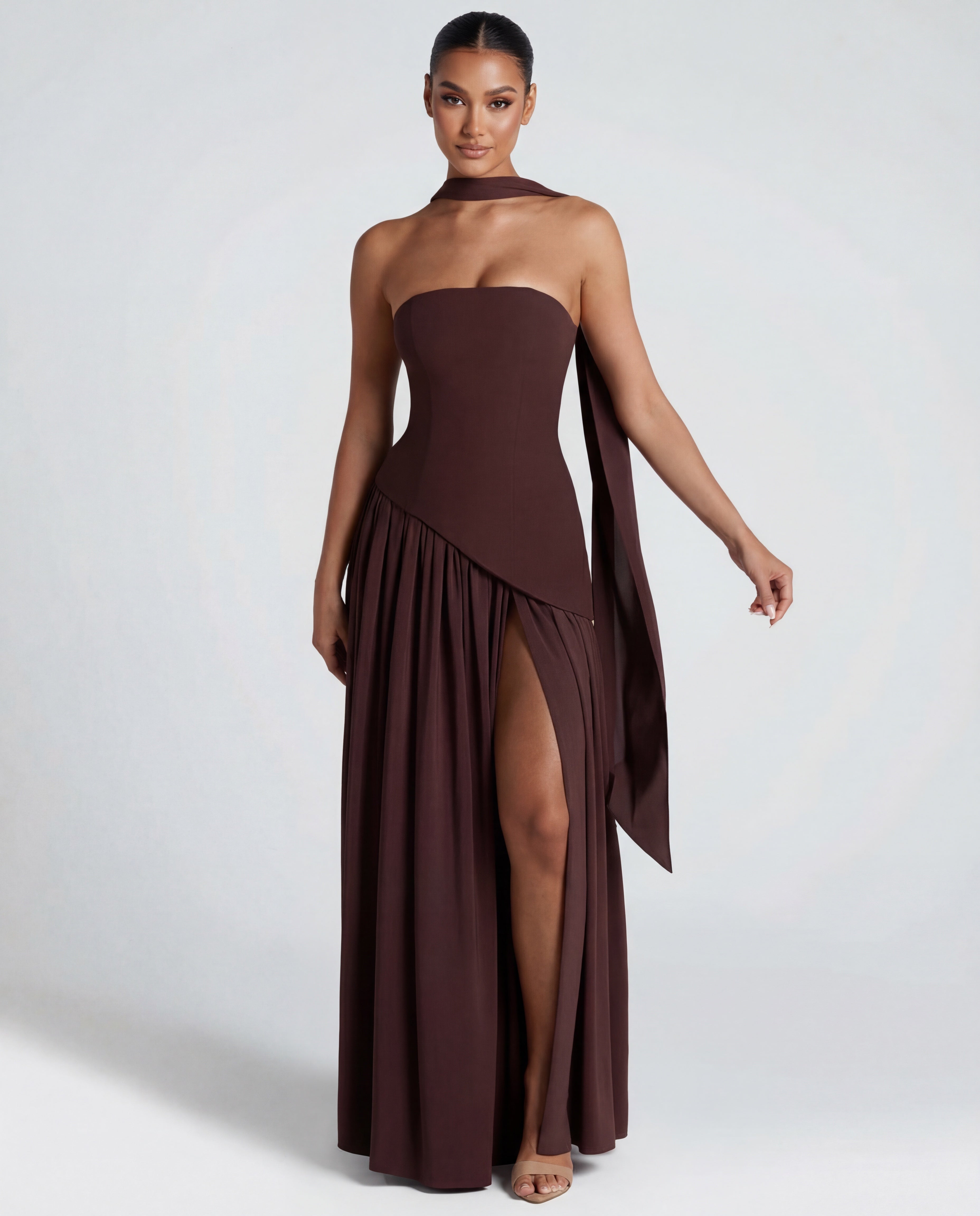 Rochie lungă pentru femei — bustier fără bretele și guler drapat | ținută de seară