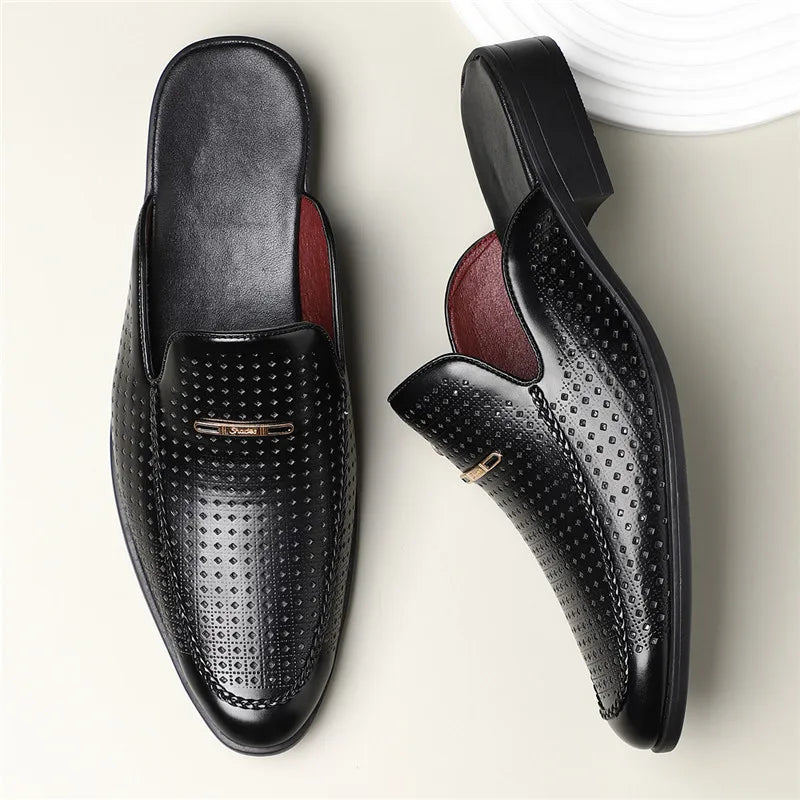 Mules Mocassins pour Homme en Cuir Verni avec Détails en Métal et Semelle en Caoutchouc
