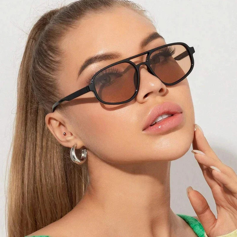 Óculos de Sol Aviador com Armação Fina e Lentes com Proteção UV