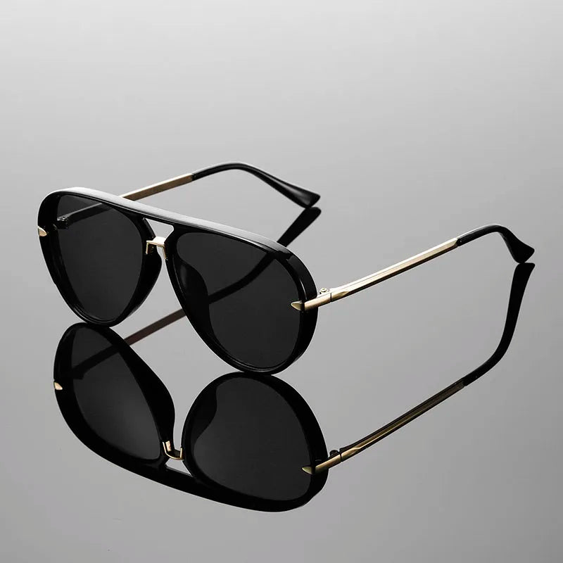 Lunettes de Soleil Aviateur Unisexes à Monture Transparente et Détails Métalliques