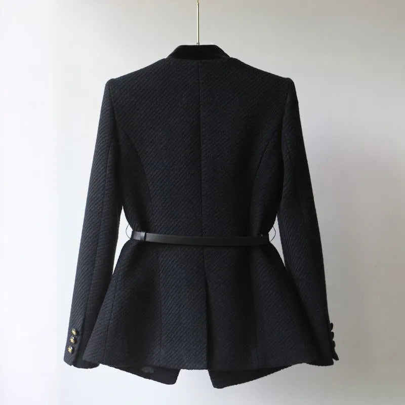 Blazer Cintrée à Col Rond avec Boutons Dorés et Ceinture pour Femme