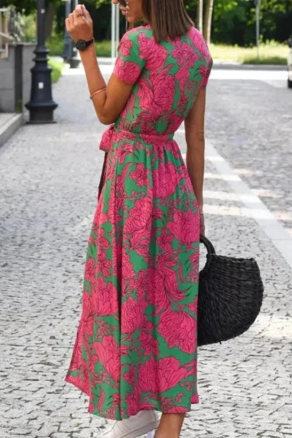 Robe Midi à Col en V avec Taille Haute Lacée et Fente Latérale