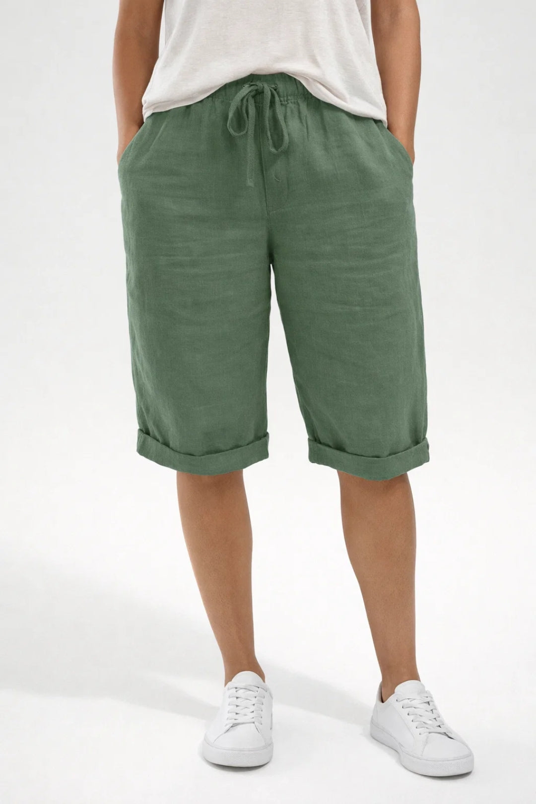 Shorts fluidos com cintura elástica