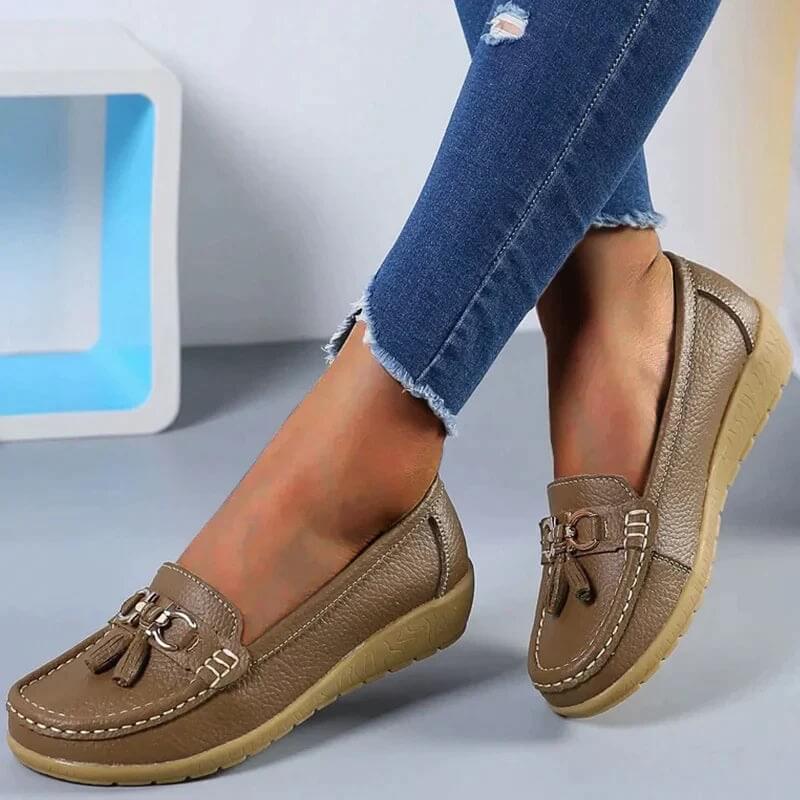 Mocassini in pelle da donna - scarpe basse con frange - quotidiane