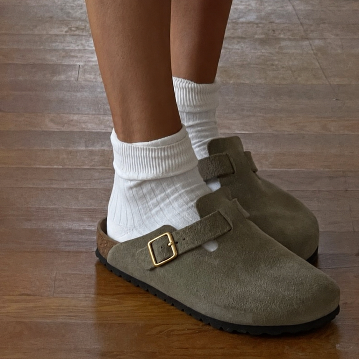 Men's suede mules with adjustable buckle
