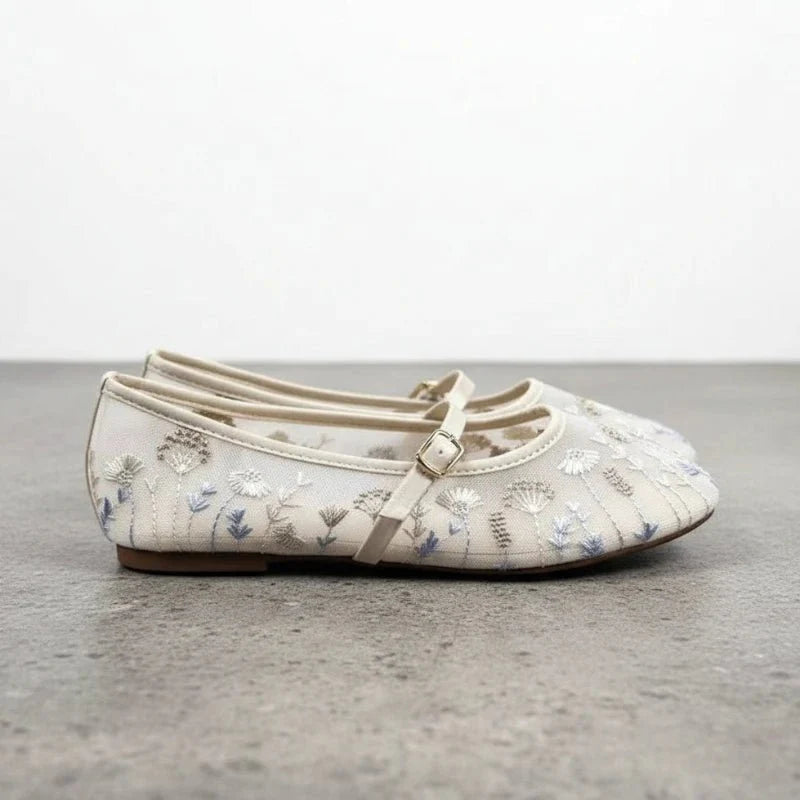 Sapatos Mary Jane de Malha Bordada para Mulher com Tira de Fivela