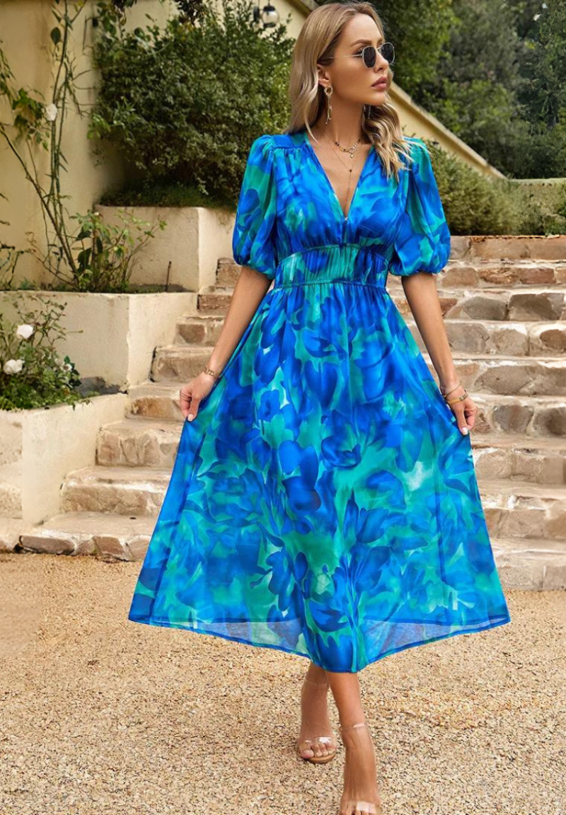 Abito midi da donna - taglio a trapezio con scollo a V e stampa vegetale - vacanze
