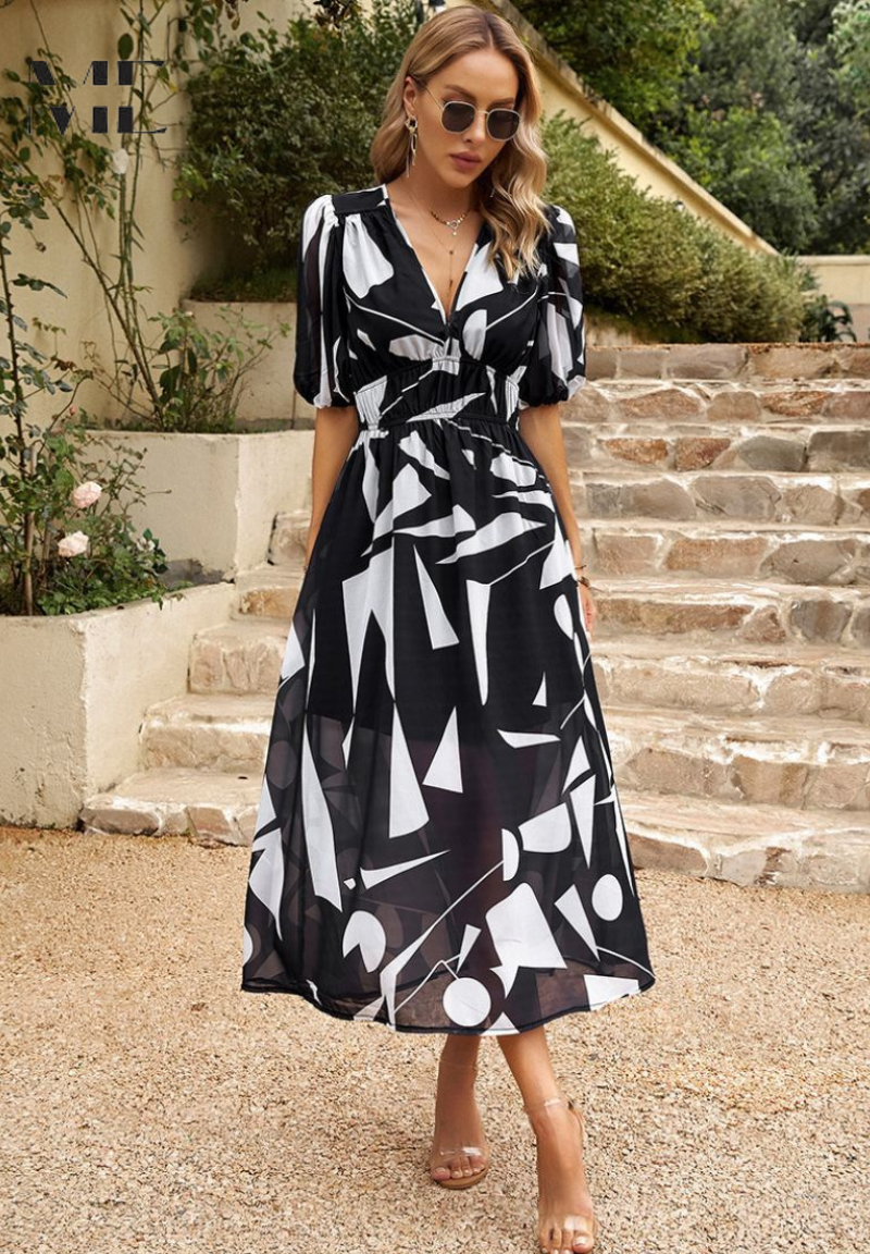 Abito midi da donna - taglio a trapezio con scollo a V e stampa vegetale - vacanze
