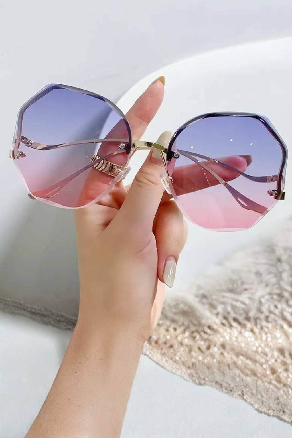 Gafas de sol grandes sin montura con lentes progresivos tintados