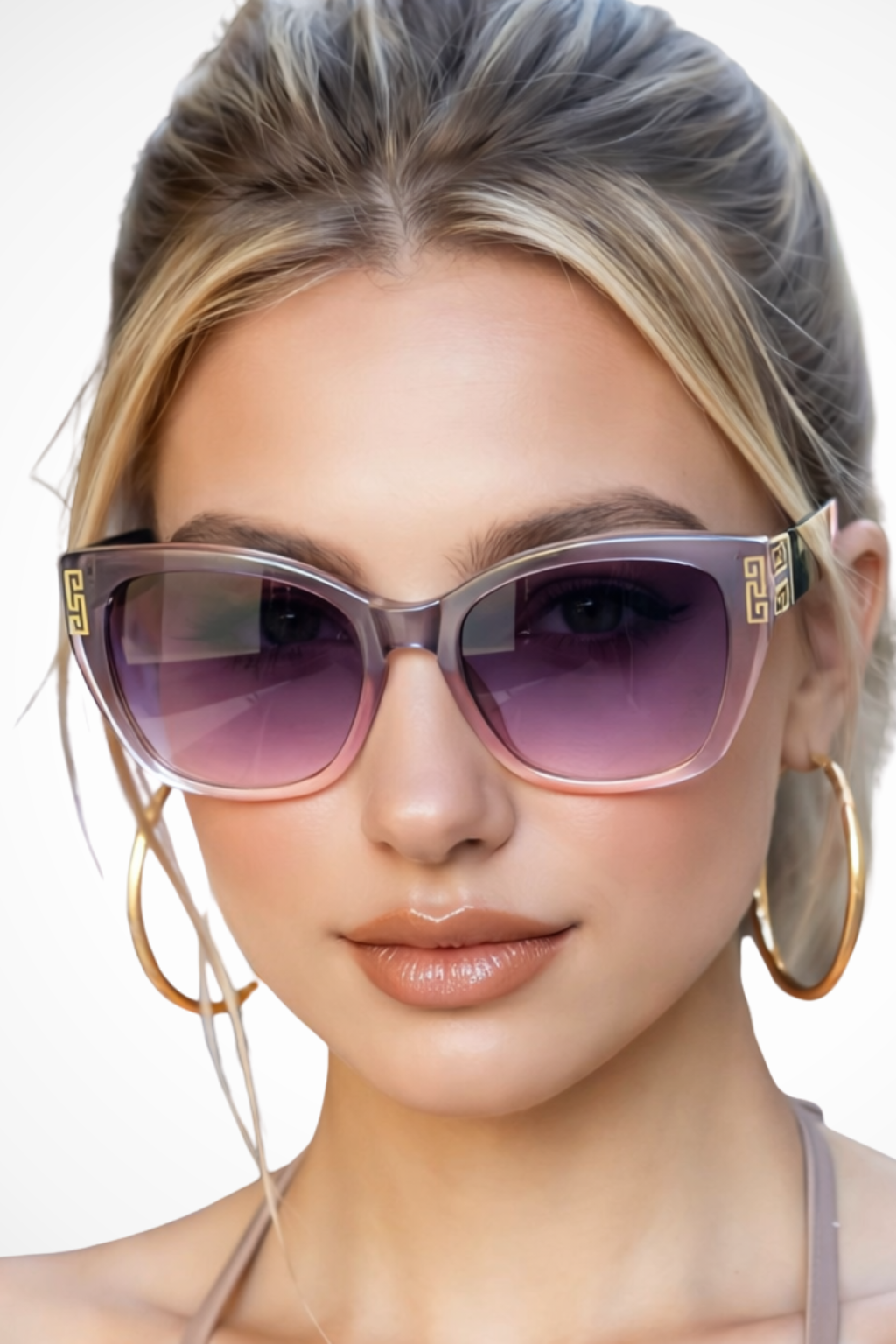 Lunettes de Soleil Femme Forme Œil de Chat et Finition Dorée aux Temples