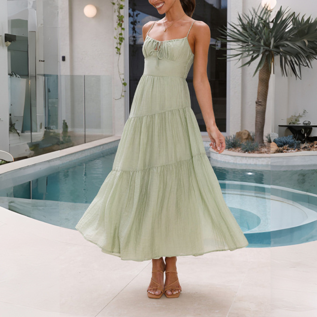 Robe Longue à Bretelles Fines avec Corsage Ajusté et Jupe Évasée à Volants