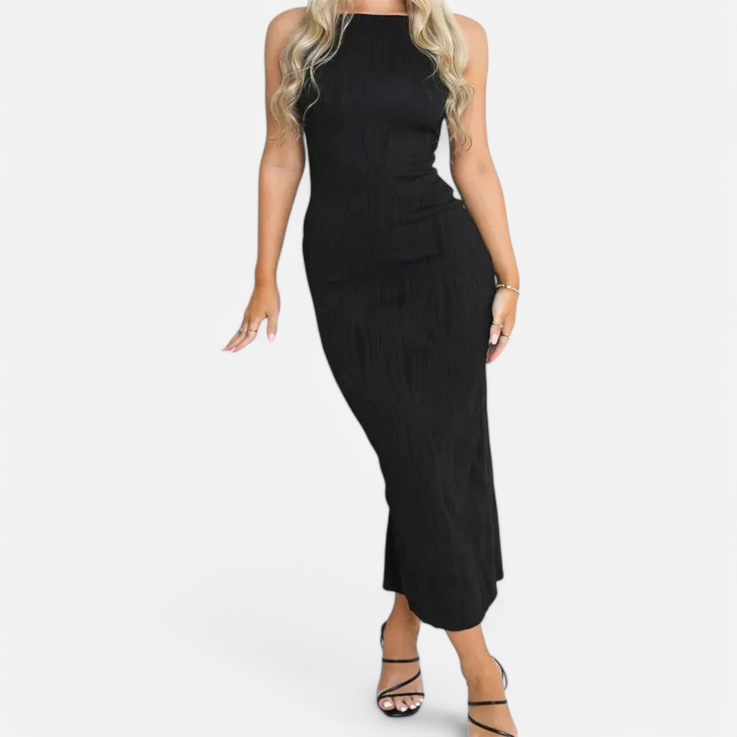 Velclairemode | Robe Longue Froncée Fendue – Élégance Sculptée, Allure de Soirée