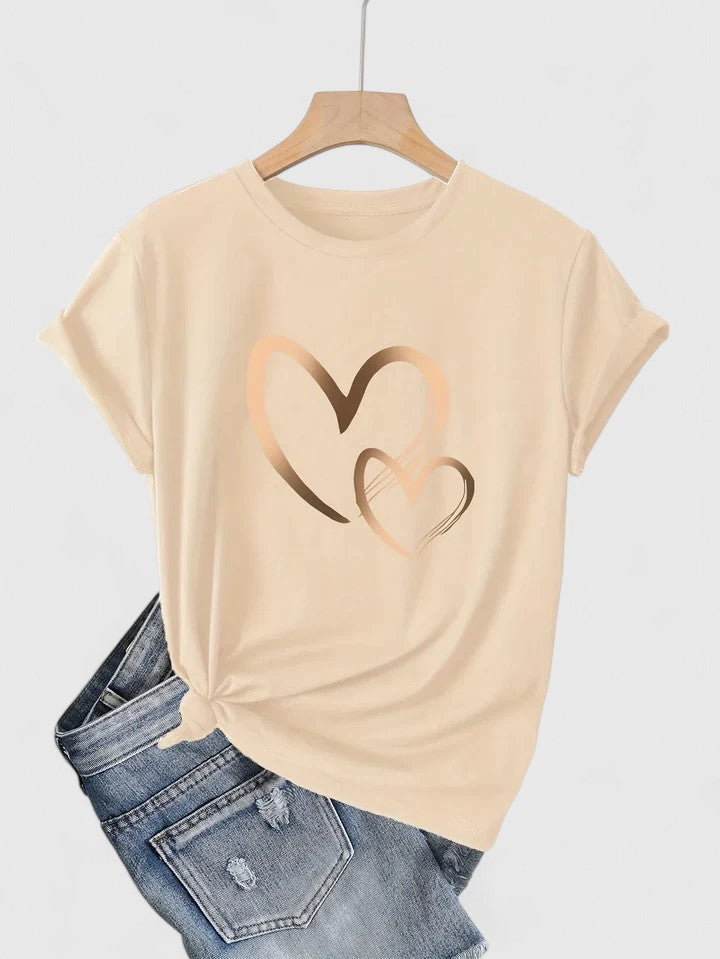 Short Sleeve T-shirt with Heart Print and Round Neck for Women Relaxed Fit