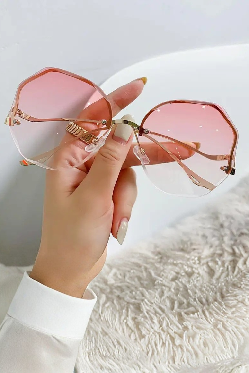 Gafas de sol grandes sin montura con lentes progresivos tintados