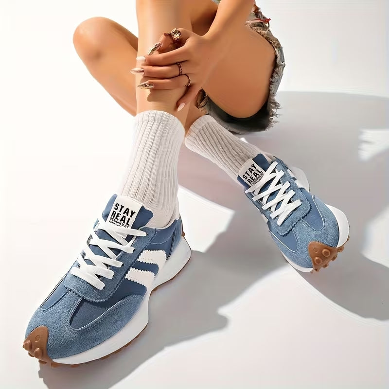 Sneakers donna con zeppa in pelle — scarpe sportive casual