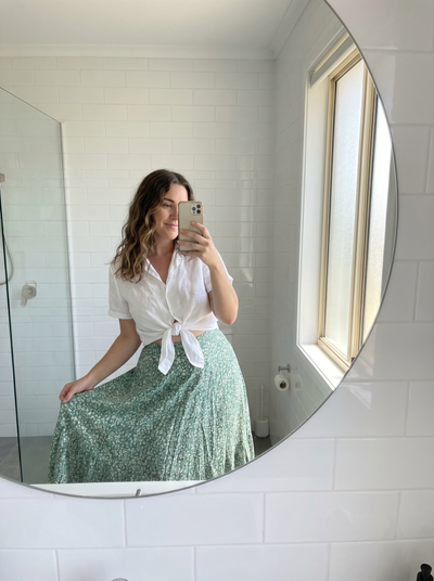 J’adore cet ensemble ! La jupe est fluide et lé...