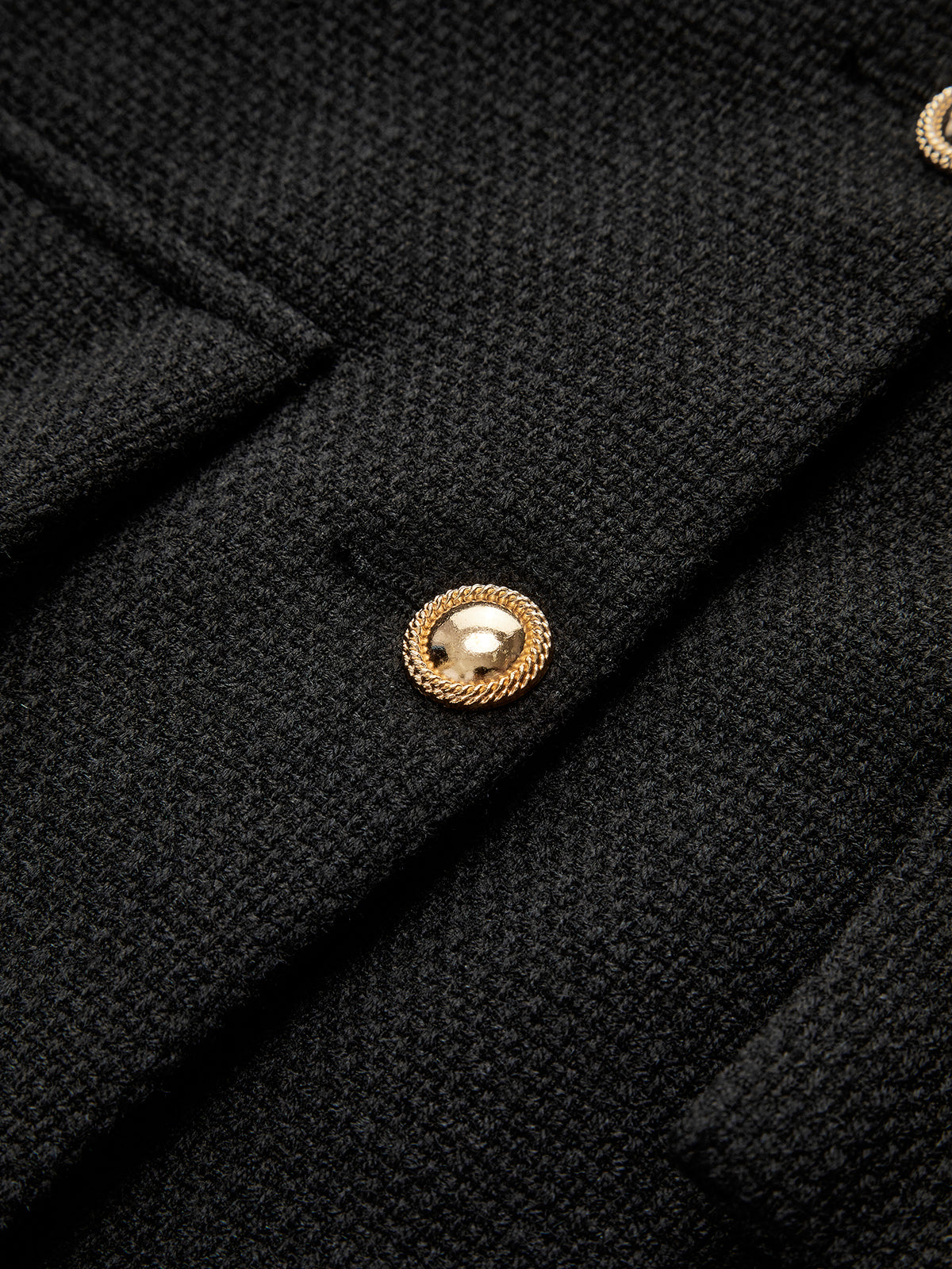 Blazer femenino profesional elegante de tweed con cuello redondo, botones de metal y estructura definida