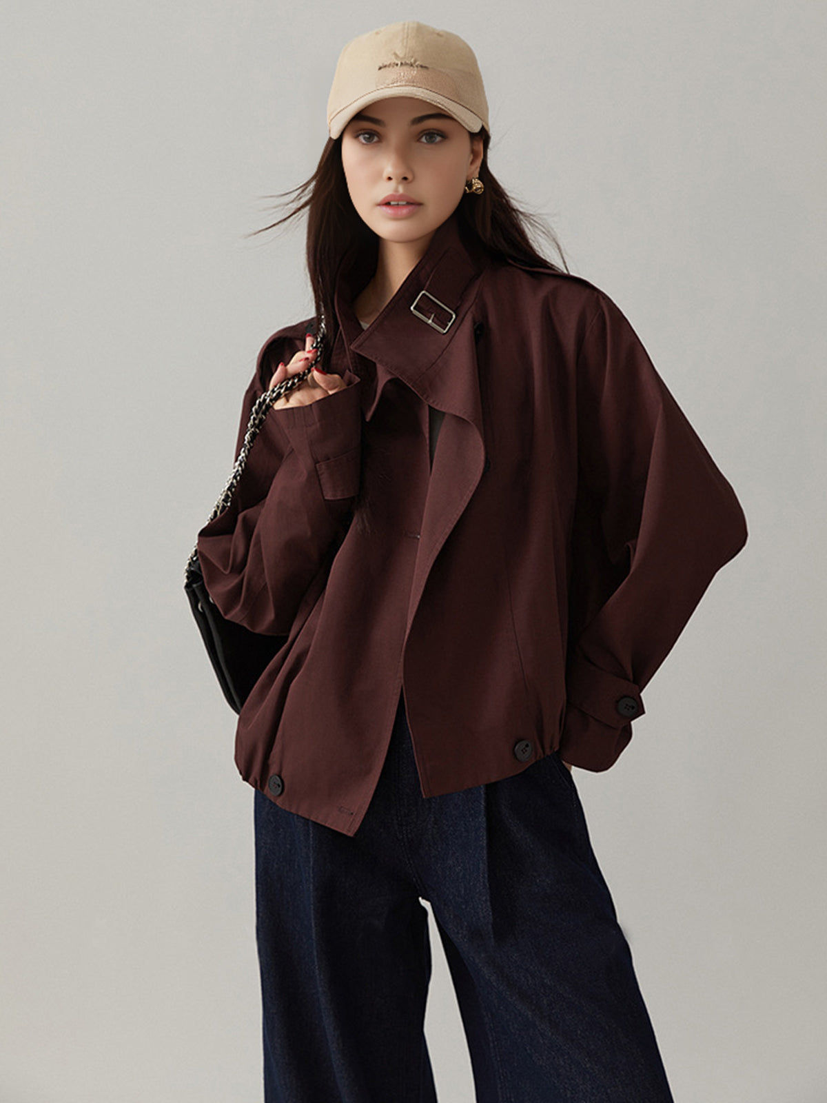Giacca utility corta con chiusura frontale e colletto camicia per donna