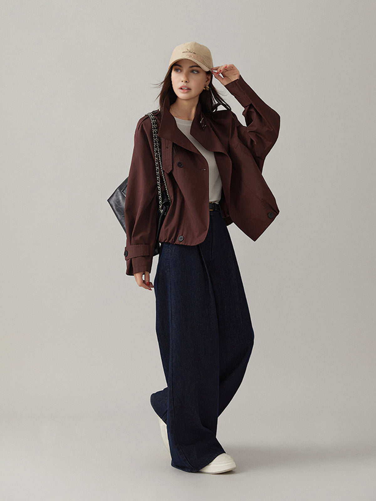 Giacca utility corta con chiusura frontale e colletto camicia per donna
