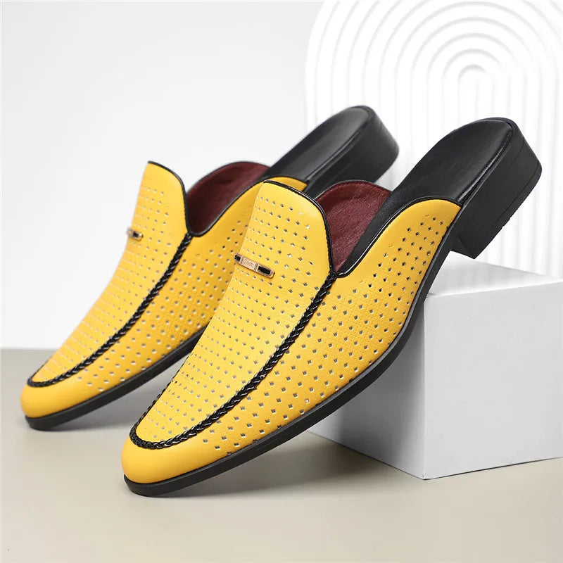 Mules Mocassins pour Homme en Cuir Verni avec Détails en Métal et Semelle en Caoutchouc