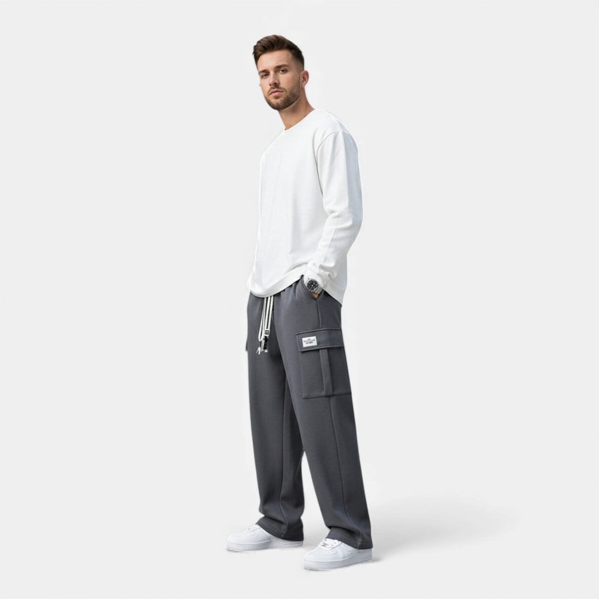Herre joggingbukser med cargolommer til hverdagsbrug, løs pasform, elastisk talje, funktionelle lommer