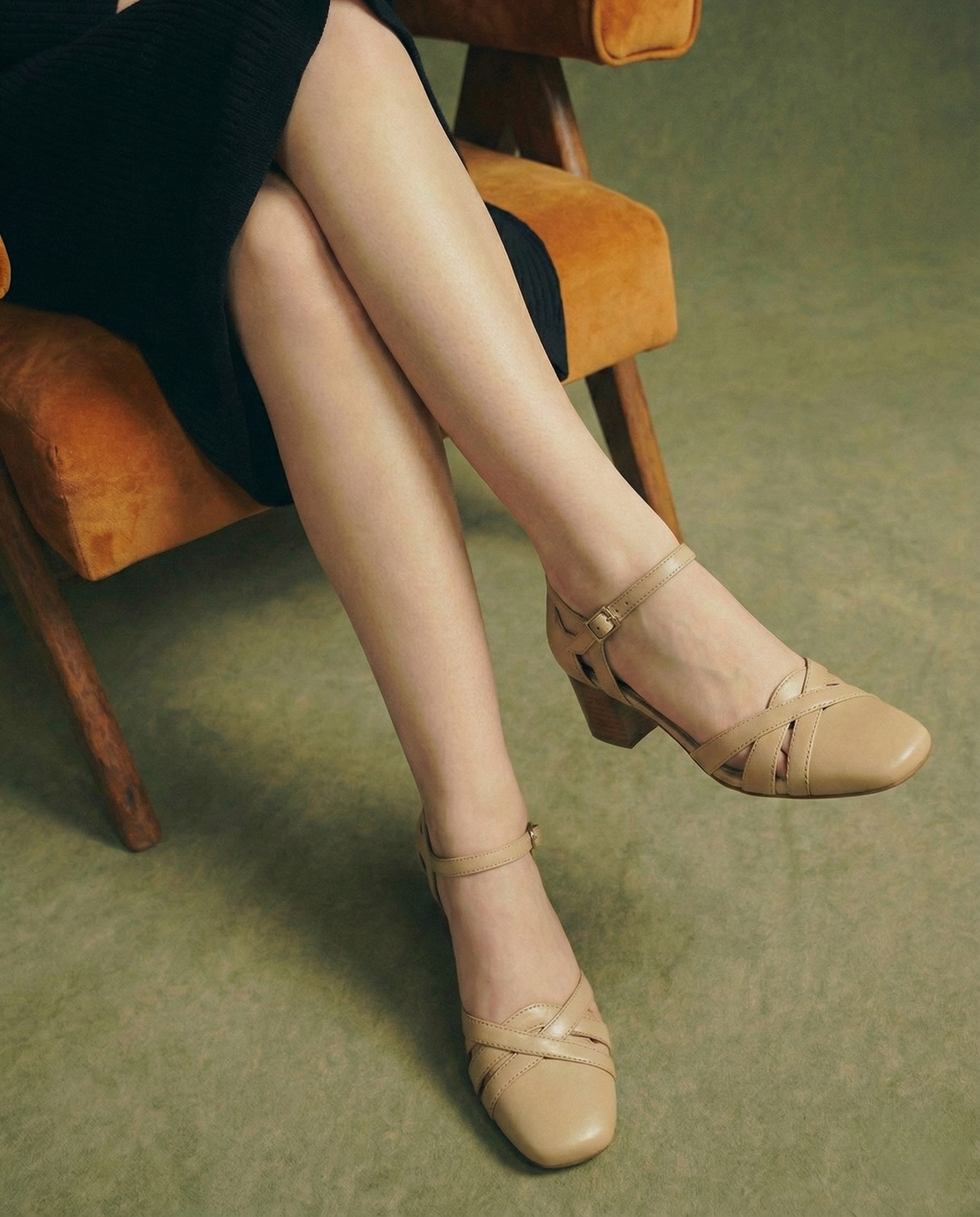 Open Sheepskin Pumps with Block Heel and Square Toe