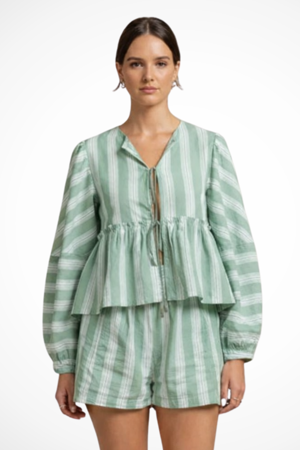 Conjunto Duas Peças para Mulher com Camisa com Peplum e Short Listrado