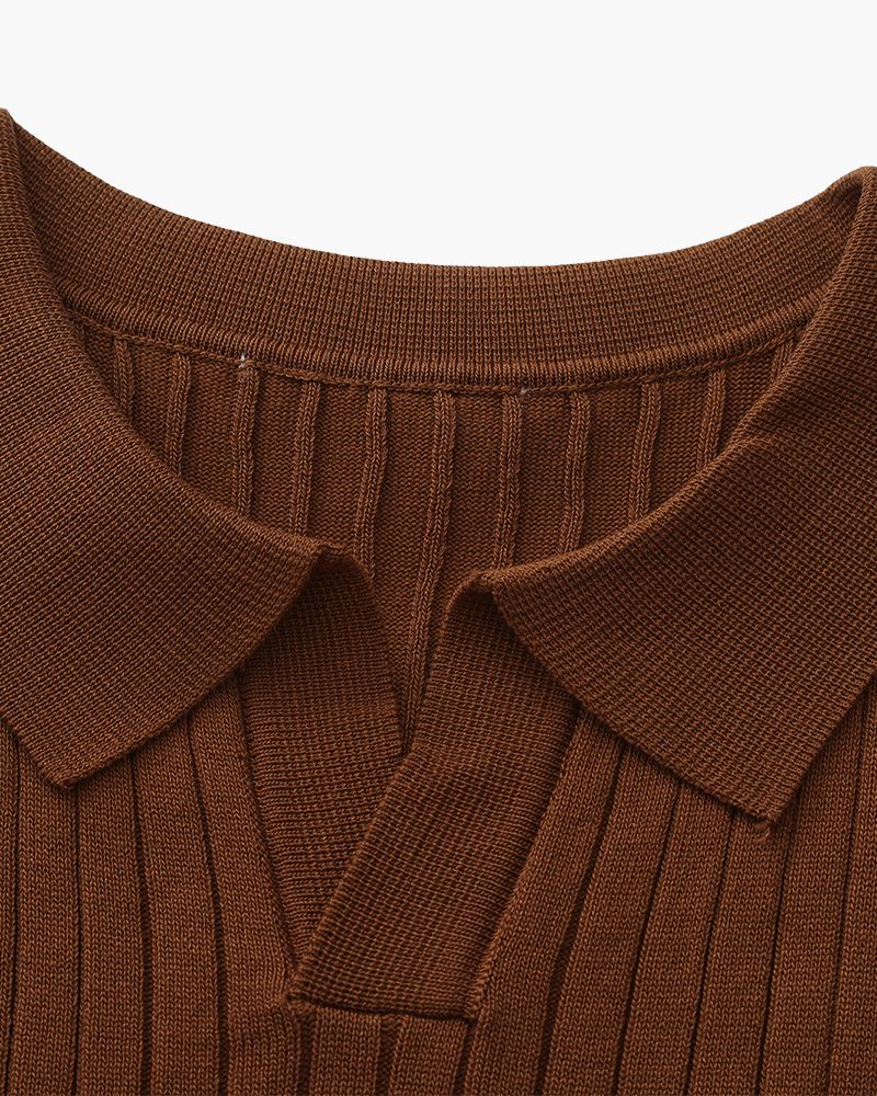 Pánské polo z žebrovaného úpletu s krátkými rukávy a otevřeným límečkem, slim fit