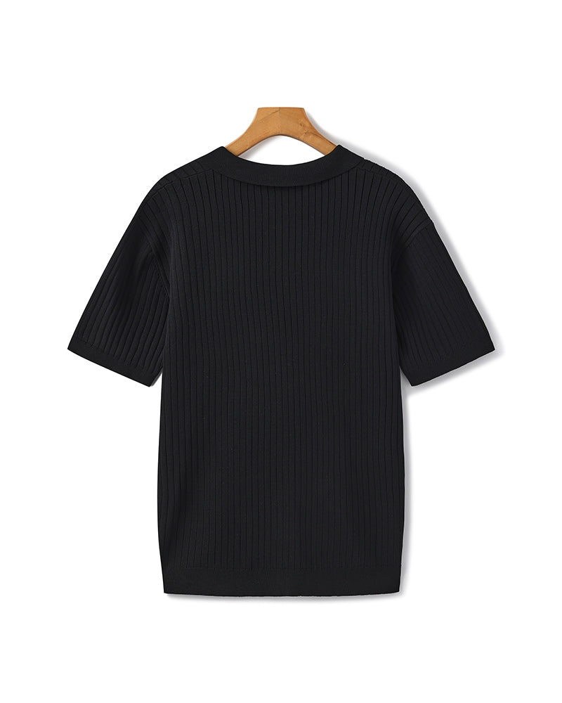 Pánské polo z žebrovaného úpletu s krátkými rukávy a otevřeným límečkem, slim fit