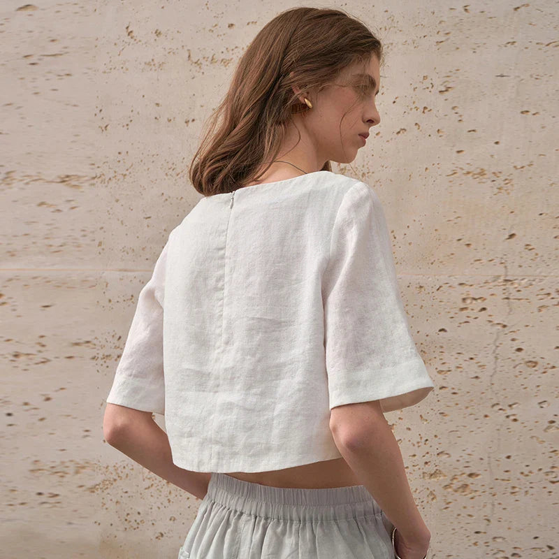 Top cropped feminino — 100% linho — corte largo e boxy — para o dia a dia