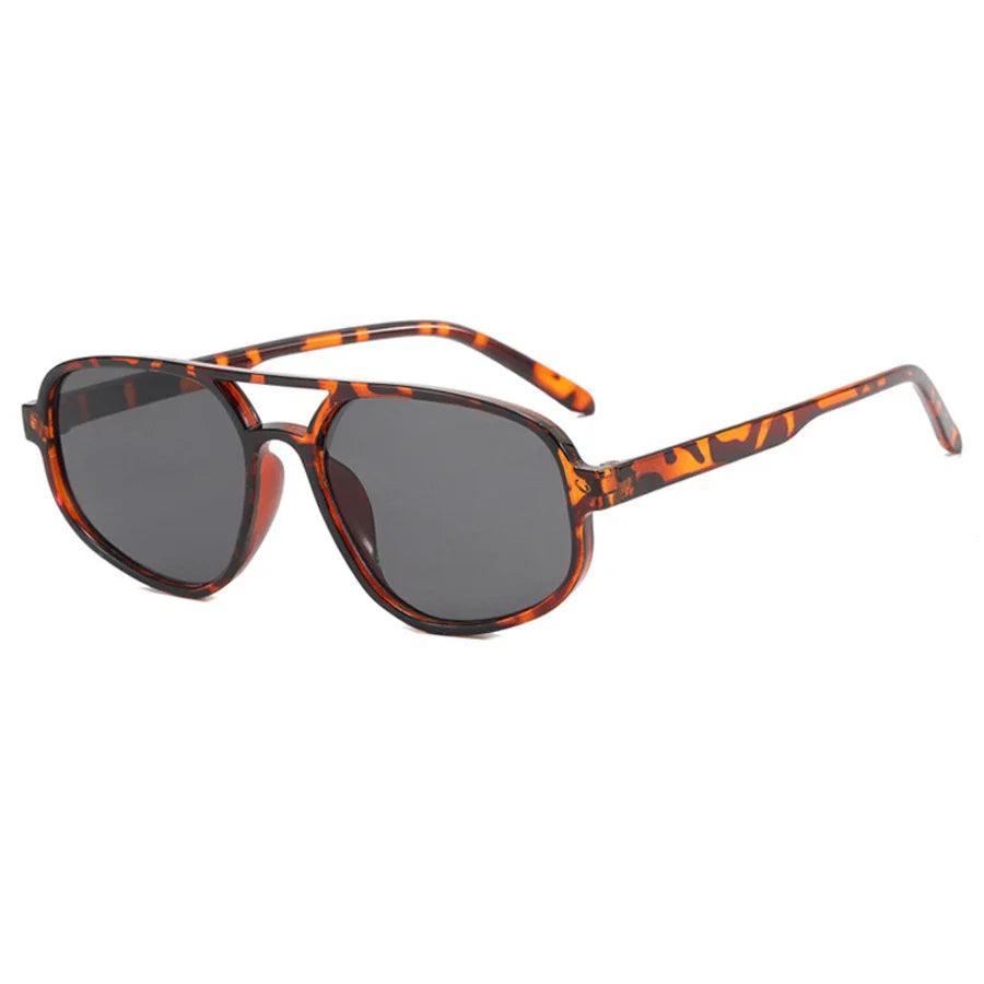 Óculos de Sol Aviador com Armação Fina e Lentes com Proteção UV