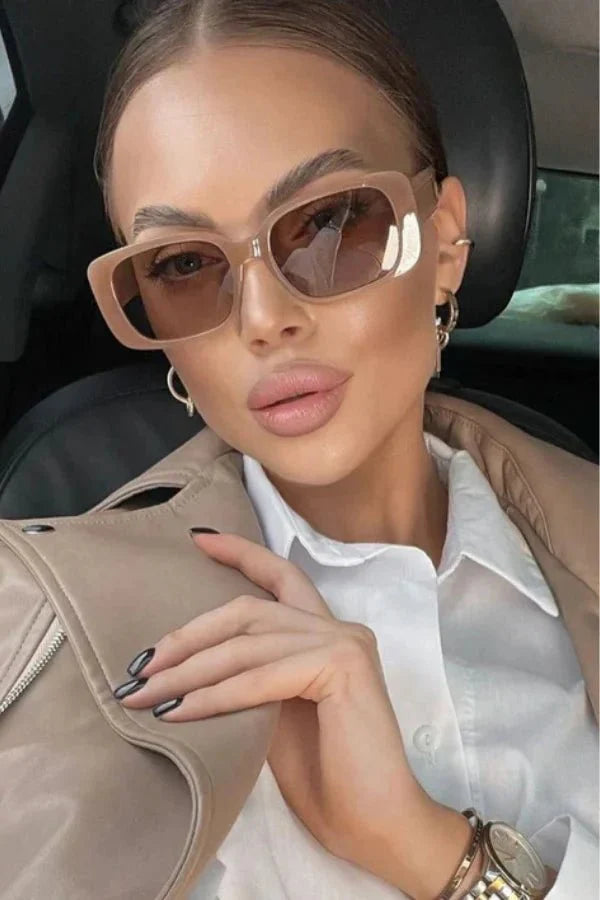 Lunettes de Soleil Carrées Rétro avec Monture Épaisse et Verres Dégradés pour Femme