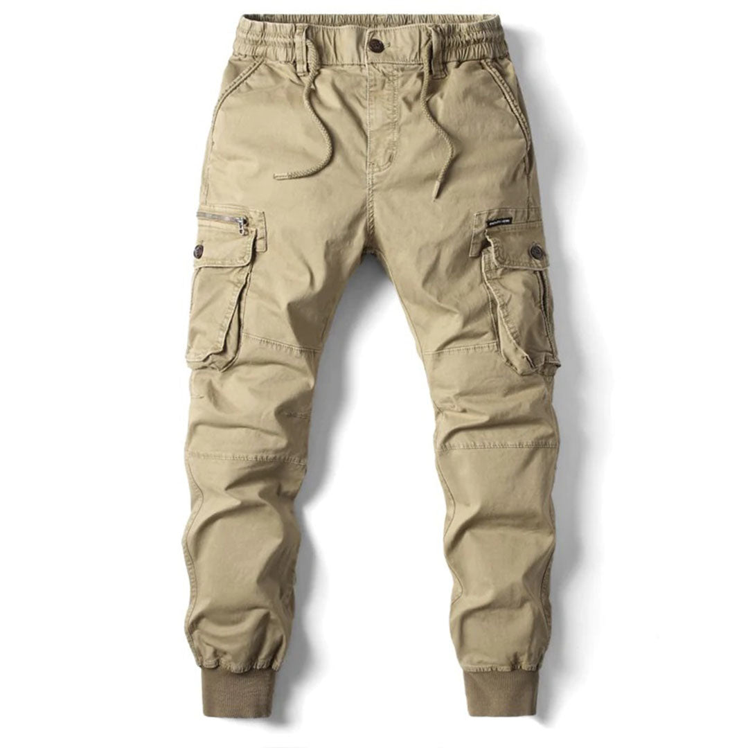 Pantalón cargo de hombre para uso diario, corte cónico, bolsillos utilitarios y tobillos ajustados