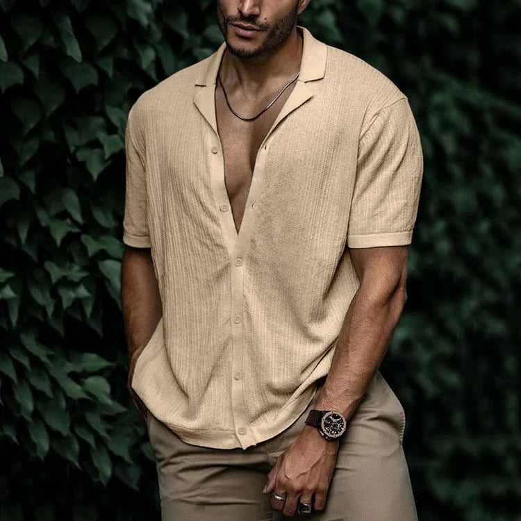 Camicia Uomo in Maglia Goffrata con Collo Cubano e Maniche Corte