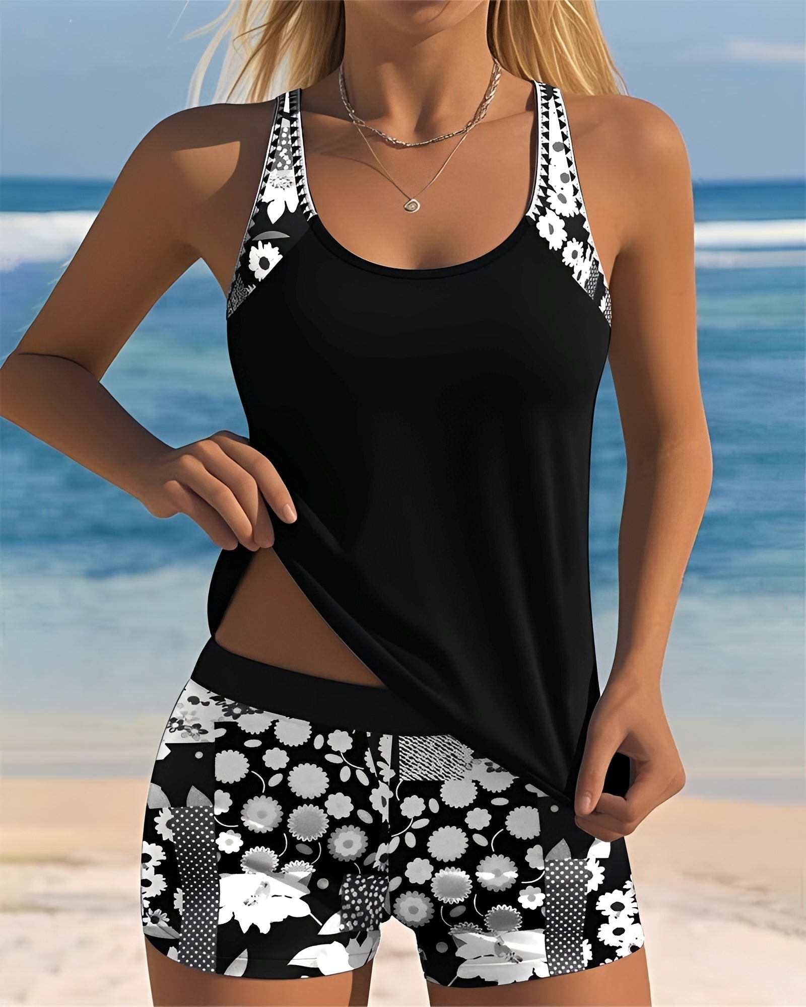 Costume da Spiaggia Tankini con Stampa Floreale e Slip Shorty da Bagno per Donna