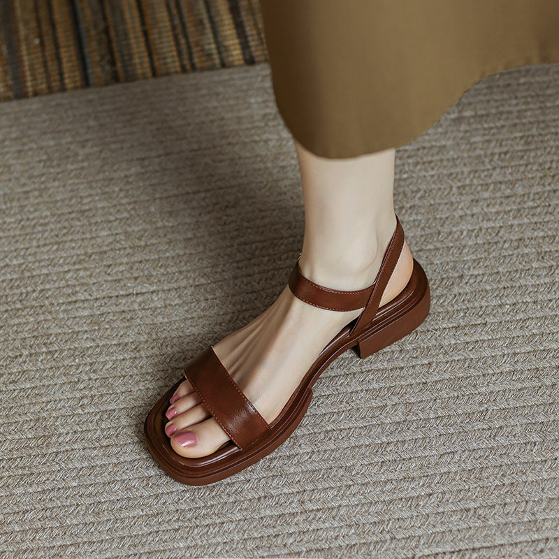Sandales Chic à Semelles Épaisses et Brides en Cuir avec Fermeture à Boucle