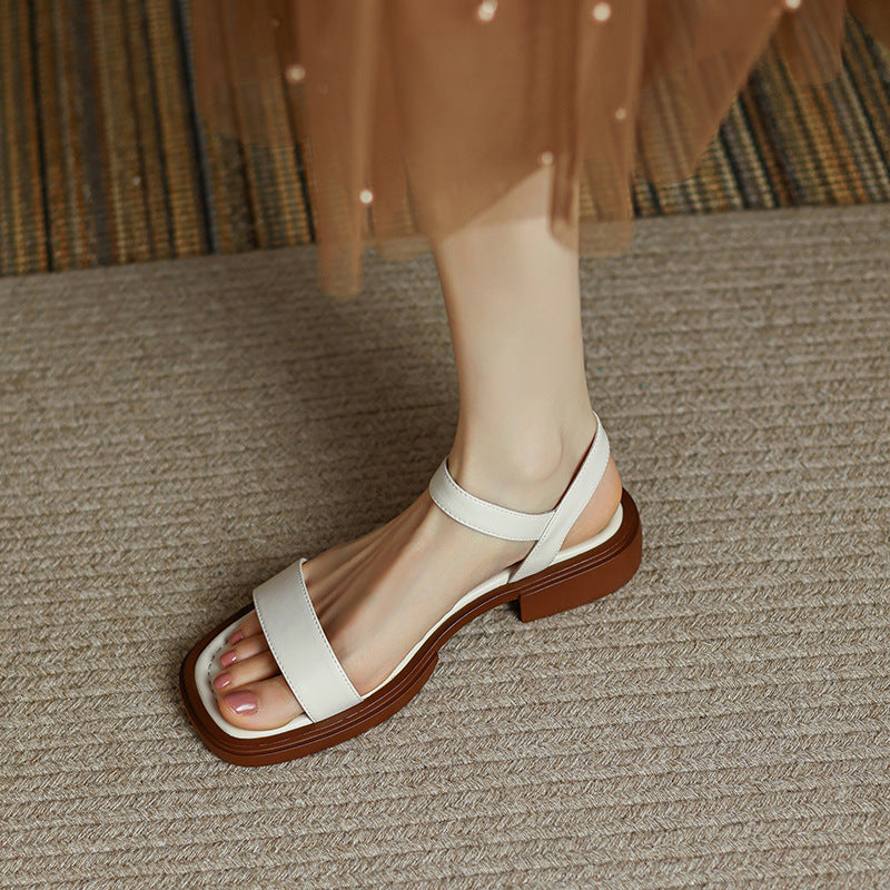 Sandales Chic à Semelles Épaisses et Brides en Cuir avec Fermeture à Boucle