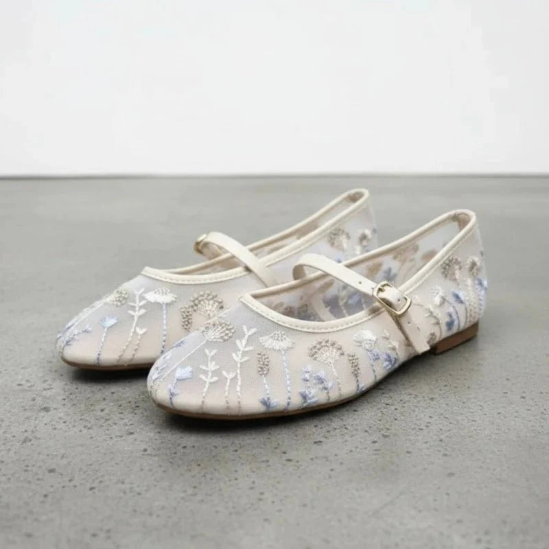 Sapatos Mary Jane de Malha Bordada para Mulher com Tira de Fivela