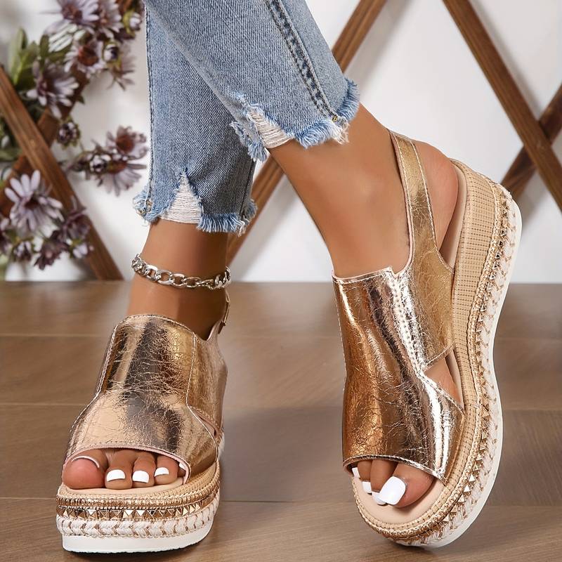 Sandales compensées femme — bout ouvert et bride cheville — été